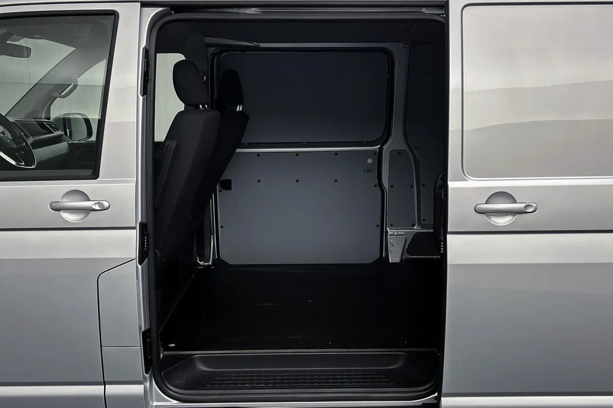 2.0 TDI 150PK DSG L2 | Trekhaak | Dubbel schuifdeur | Camera | Apple Carplay