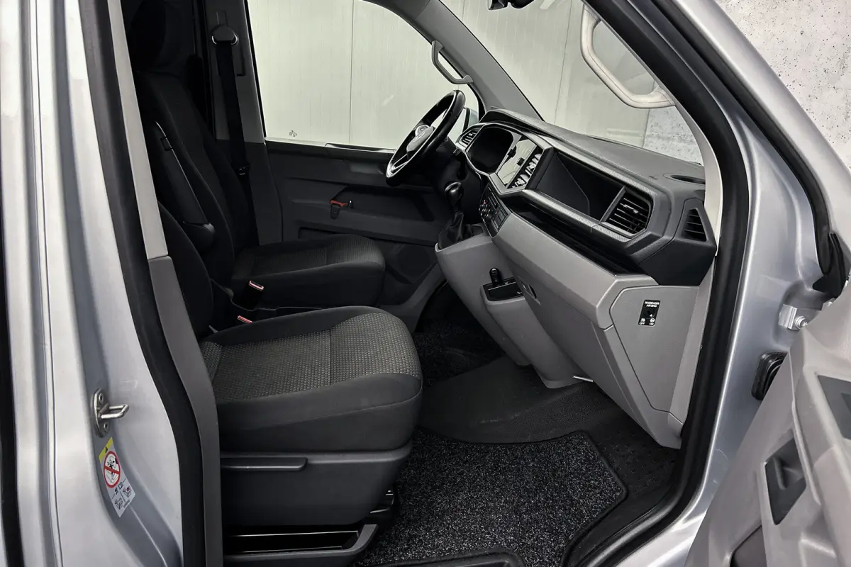 2.0 TDI 150PK DSG L2 | Trekhaak | Dubbel schuifdeur | Camera | Apple Carplay