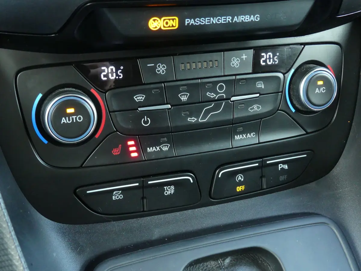 1.5 EcoBlue 120PK Automaat L2 Sport / Carplay / 2X Schuifd.