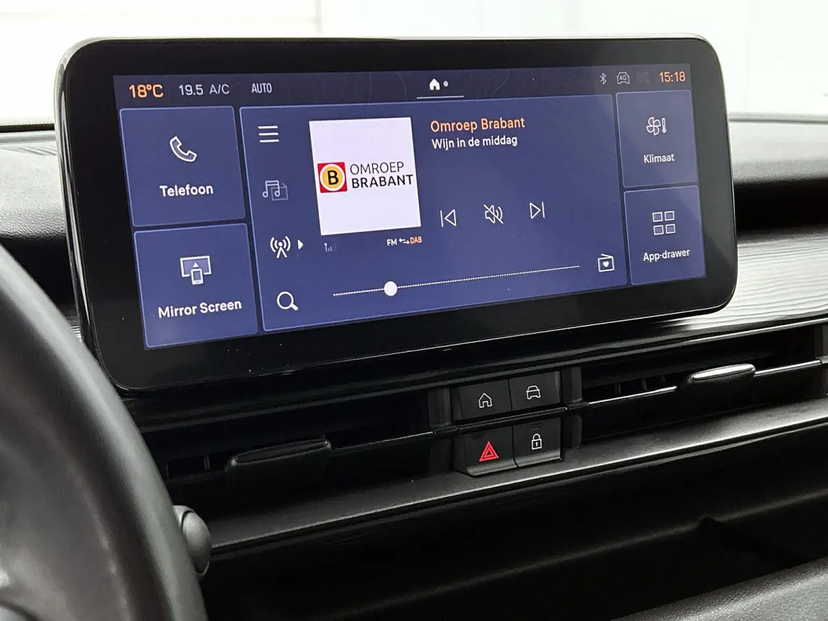 1.2 Altitude | Apple Carplay / Android Auto | Climate Control | Cruise Control | Achteruitrijcamera | Parkeersensoren | Trekhaak |