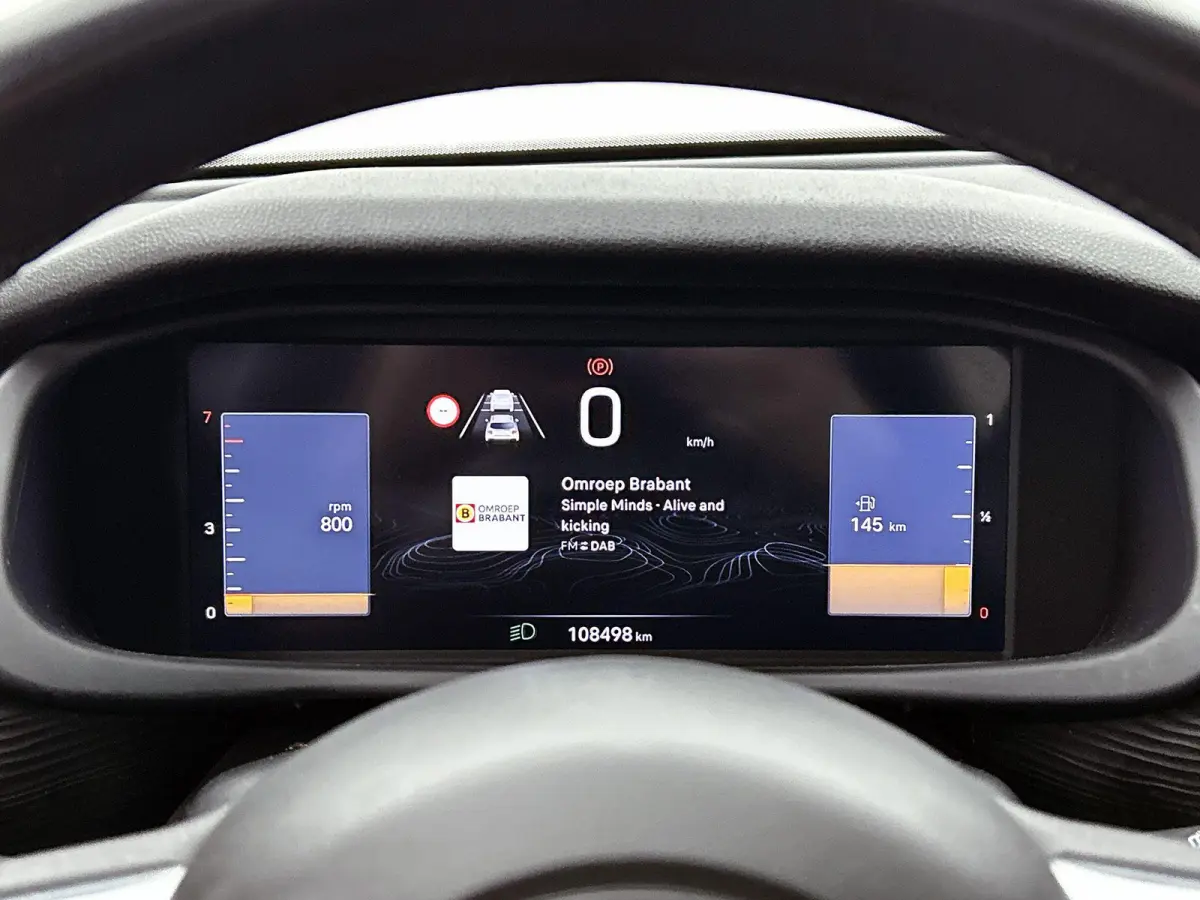 1.2 Altitude | Apple Carplay / Android Auto | Climate Control | Cruise Control | Achteruitrijcamera | Parkeersensoren | Trekhaak |
