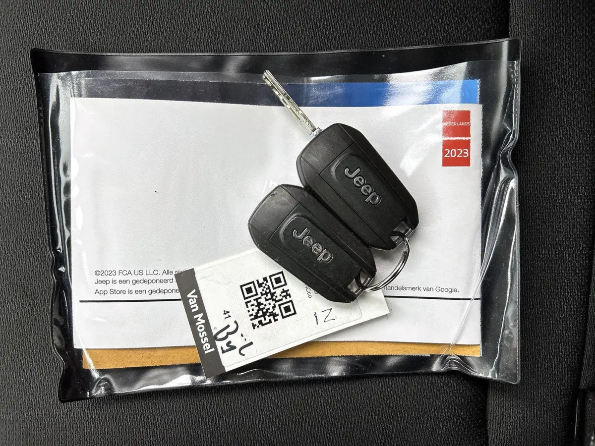 1.2 Altitude | Apple Carplay / Android Auto | Climate Control | Cruise Control | Achteruitrijcamera | Parkeersensoren | Trekhaak |