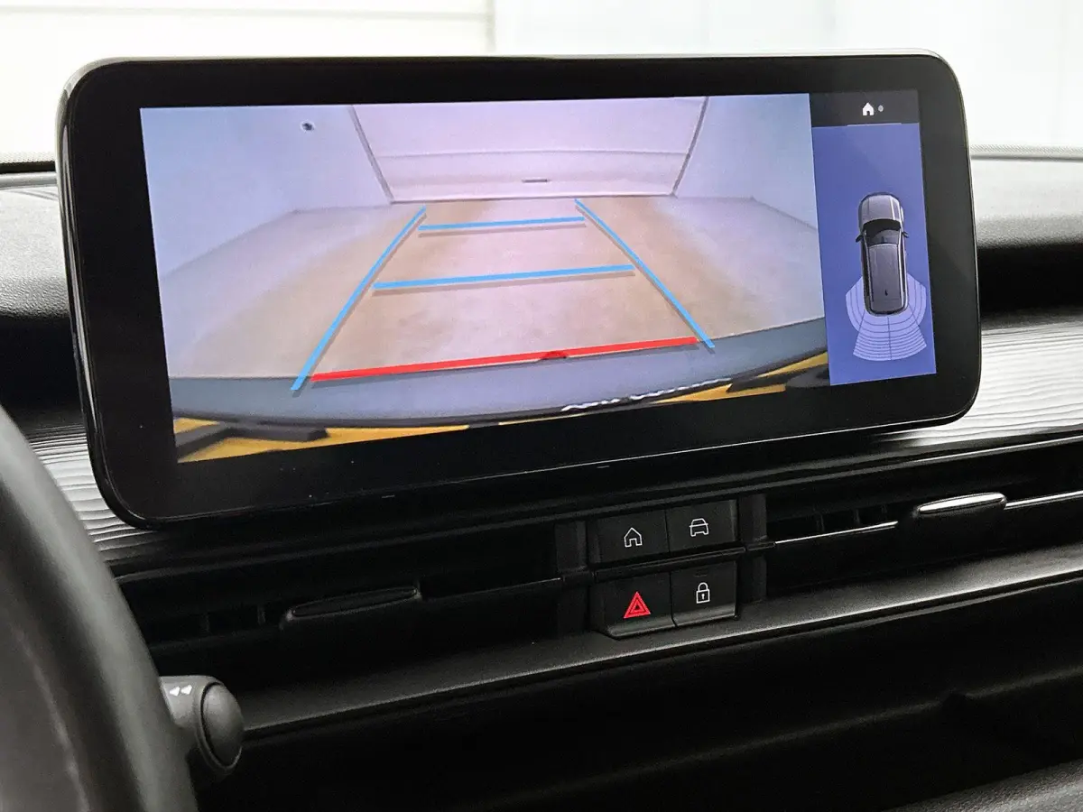 1.2 Altitude | Apple Carplay / Android Auto | Climate Control | Cruise Control | Achteruitrijcamera | Parkeersensoren | Trekhaak |