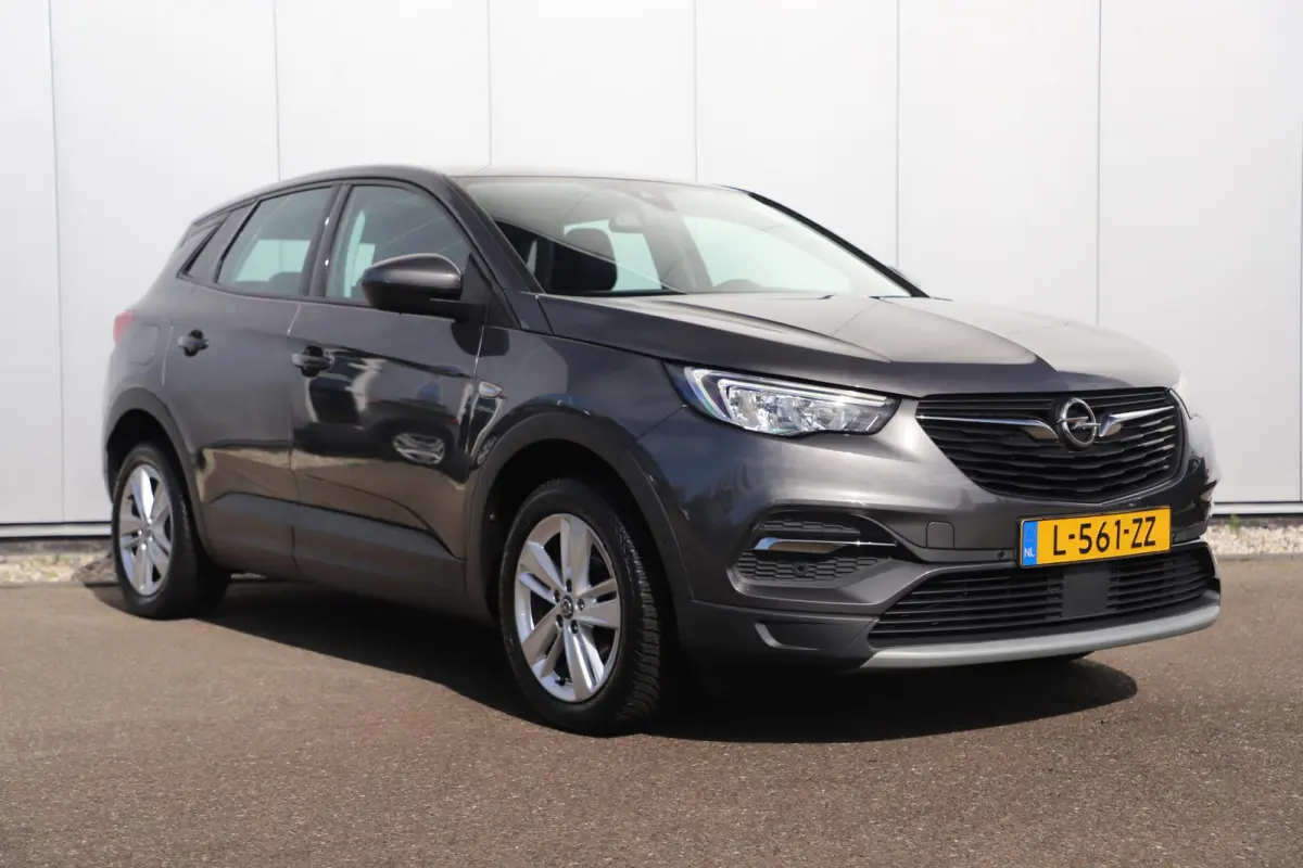 1.2 Turbo Elegance 131PK Automaat LMV Sportstoelen Stoelverwarming Navigatie Achteruitrijcamera Climate Cruise Control