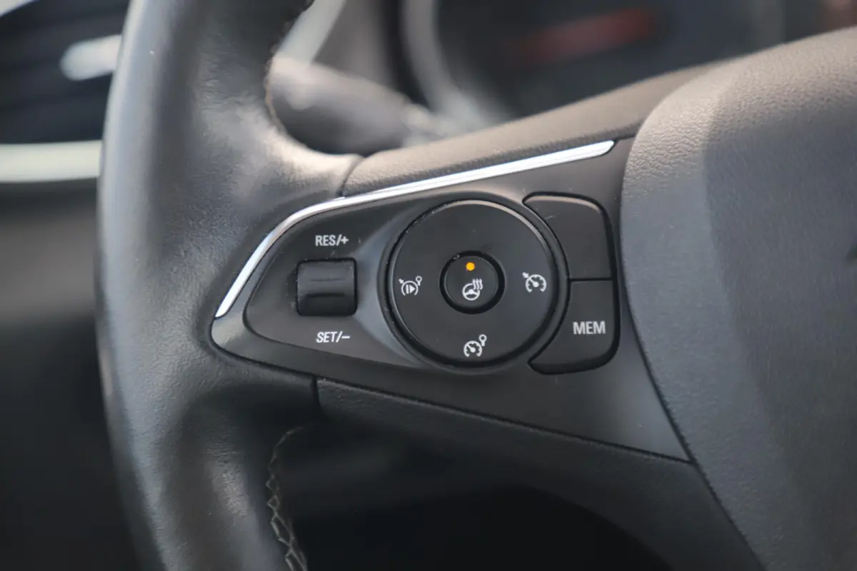 1.2 Turbo Elegance 131PK Automaat LMV Sportstoelen Stoelverwarming Navigatie Achteruitrijcamera Climate Cruise Control