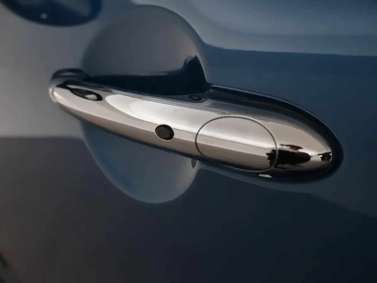 1.5 Cooper ALL4 224 PK CHILI PLUG-IN HYBRID + PANORAMA | CARPLAY | LEDER EXCLUSIVE | HEAD-UP