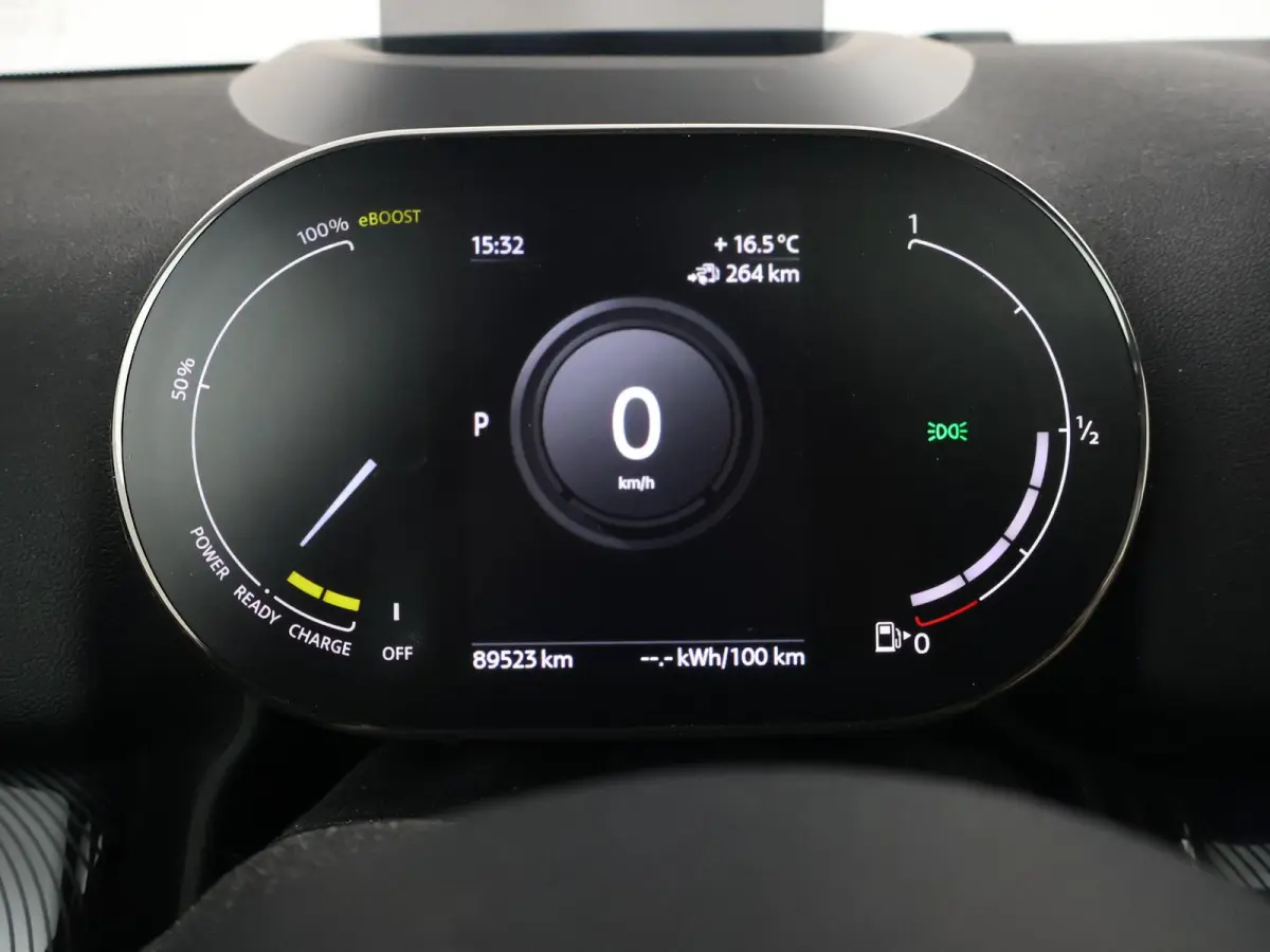 1.5 Cooper ALL4 224 PK CHILI PLUG-IN HYBRID + PANORAMA | CARPLAY | LEDER EXCLUSIVE | HEAD-UP