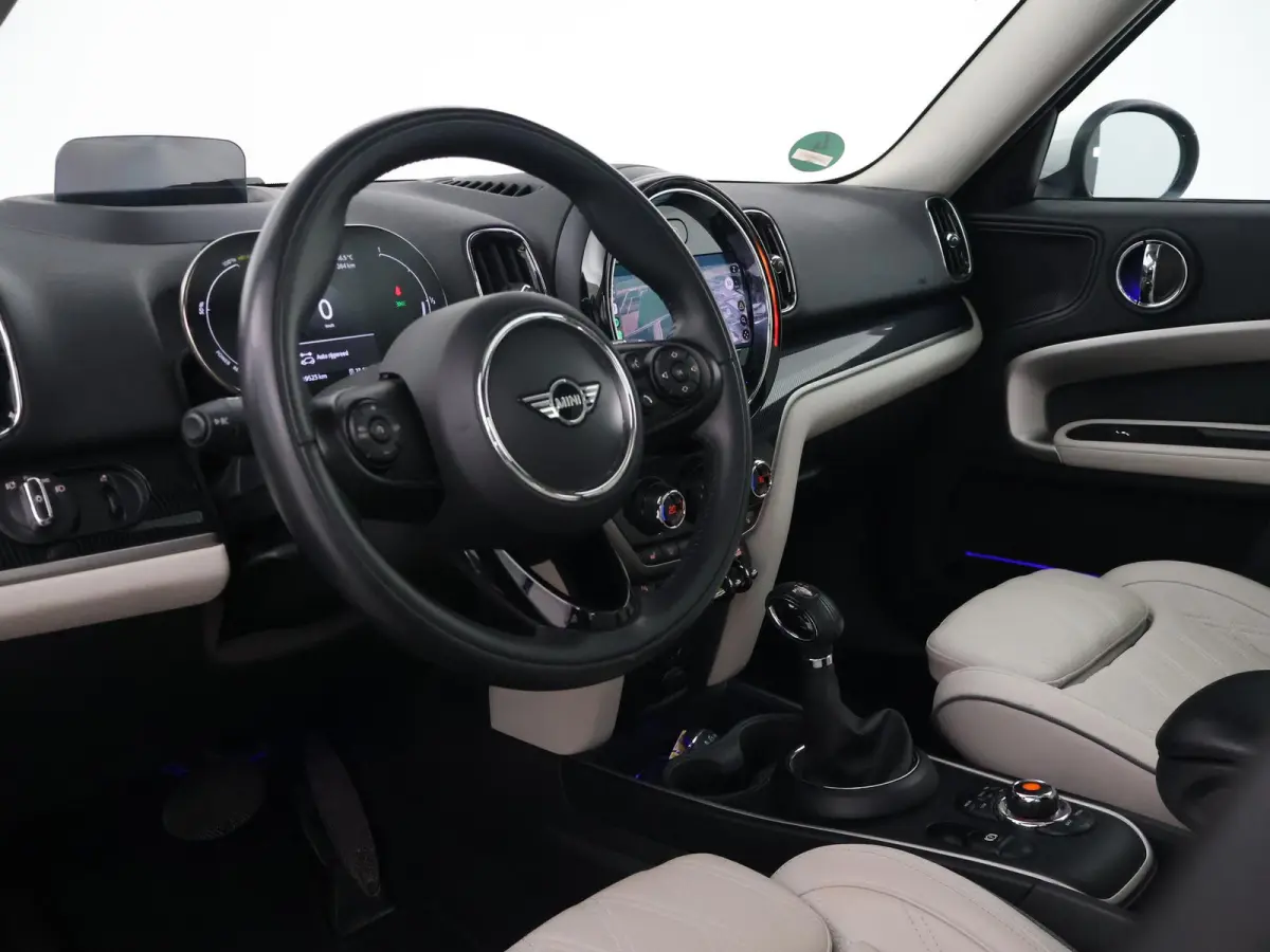 1.5 Cooper ALL4 224 PK CHILI PLUG-IN HYBRID + PANORAMA | CARPLAY | LEDER EXCLUSIVE | HEAD-UP