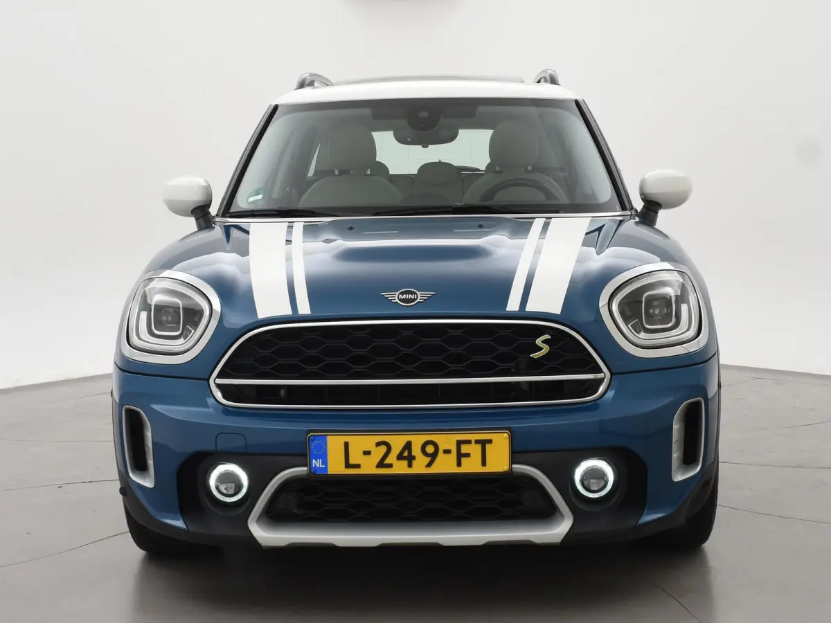 1.5 Cooper ALL4 224 PK CHILI PLUG-IN HYBRID + PANORAMA | CARPLAY | LEDER EXCLUSIVE | HEAD-UP