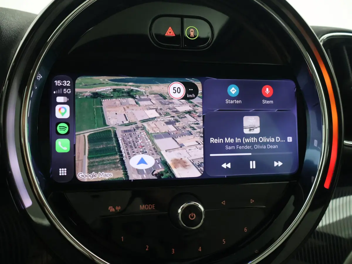 1.5 Cooper ALL4 224 PK CHILI PLUG-IN HYBRID + PANORAMA | CARPLAY | LEDER EXCLUSIVE | HEAD-UP