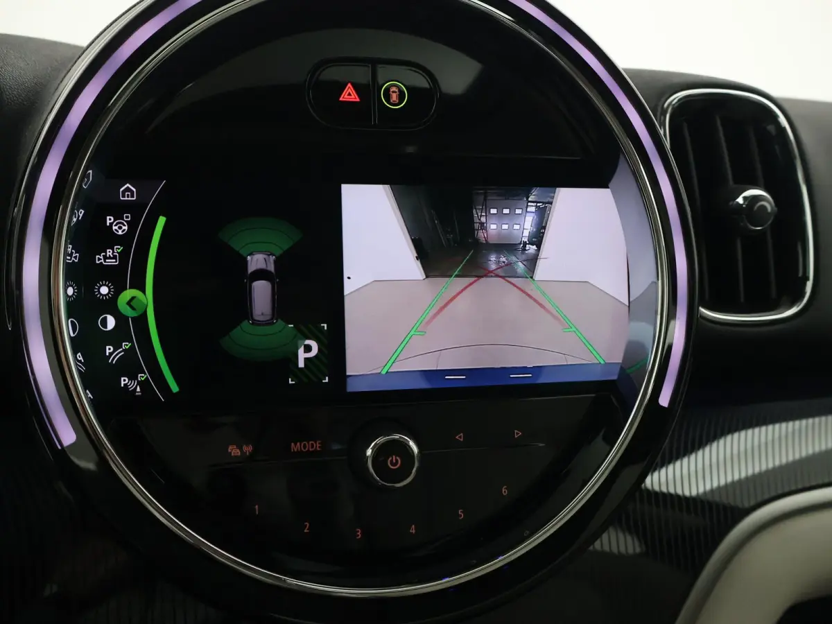 1.5 Cooper ALL4 224 PK CHILI PLUG-IN HYBRID + PANORAMA | CARPLAY | LEDER EXCLUSIVE | HEAD-UP
