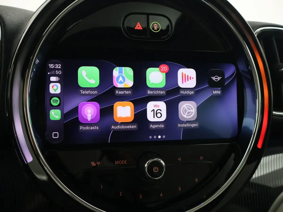 1.5 Cooper ALL4 224 PK CHILI PLUG-IN HYBRID + PANORAMA | CARPLAY | LEDER EXCLUSIVE | HEAD-UP