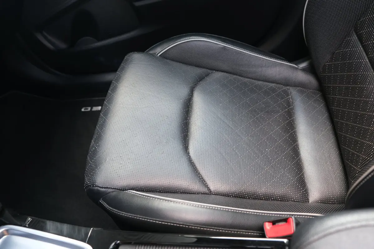 1.4 T-GDi AUT Pano Trek Navi Leder Cam Pdc Cruise