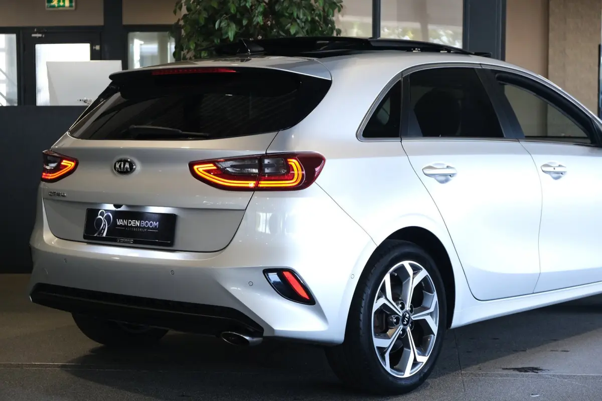 1.4 T-GDi AUT Pano Trek Navi Leder Cam Pdc Cruise