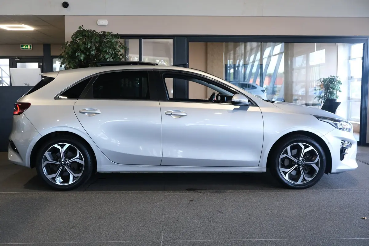 1.4 T-GDi AUT Pano Trek Navi Leder Cam Pdc Cruise