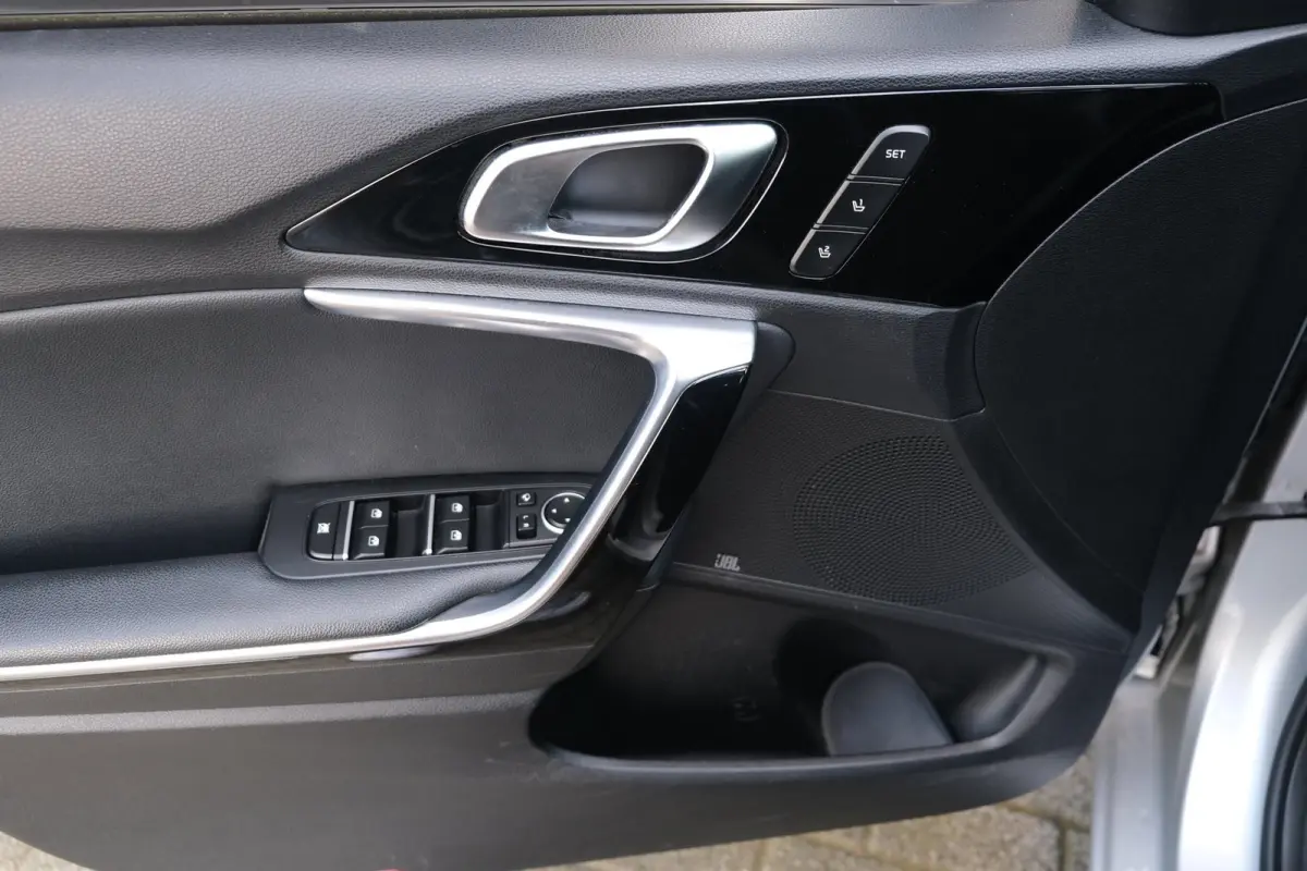 1.4 T-GDi AUT Pano Trek Navi Leder Cam Pdc Cruise