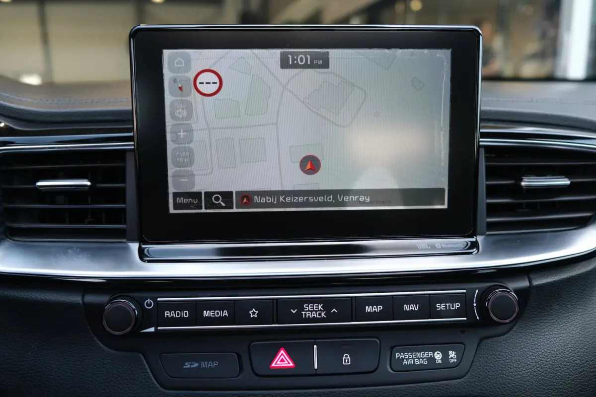 1.4 T-GDi AUT Pano Trek Navi Leder Cam Pdc Cruise