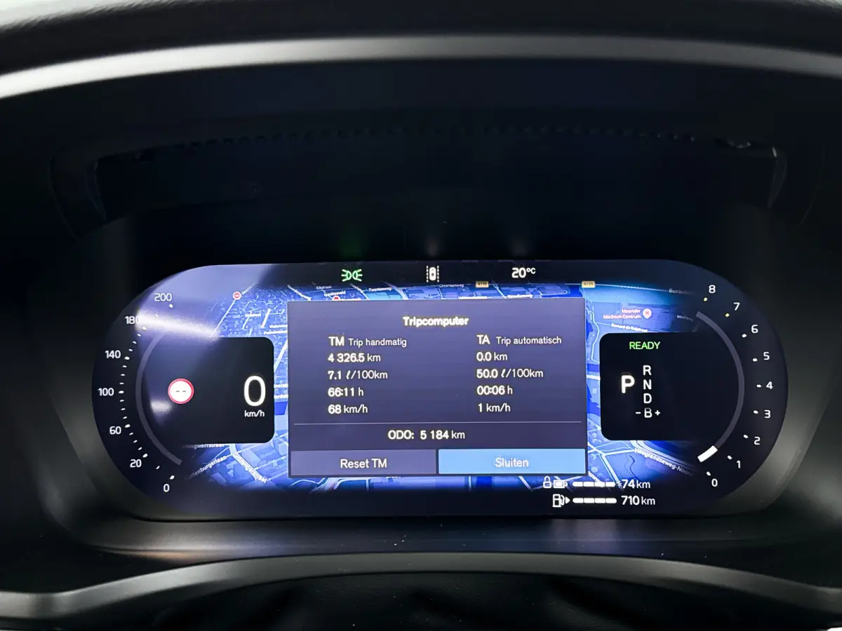 T8 Plug-in hybrid AWD Plus Dark | Panoramadak | 360° camera | Head-up display | Harman Kardon | Stoel- en stuurverwarming | Trekhaak
