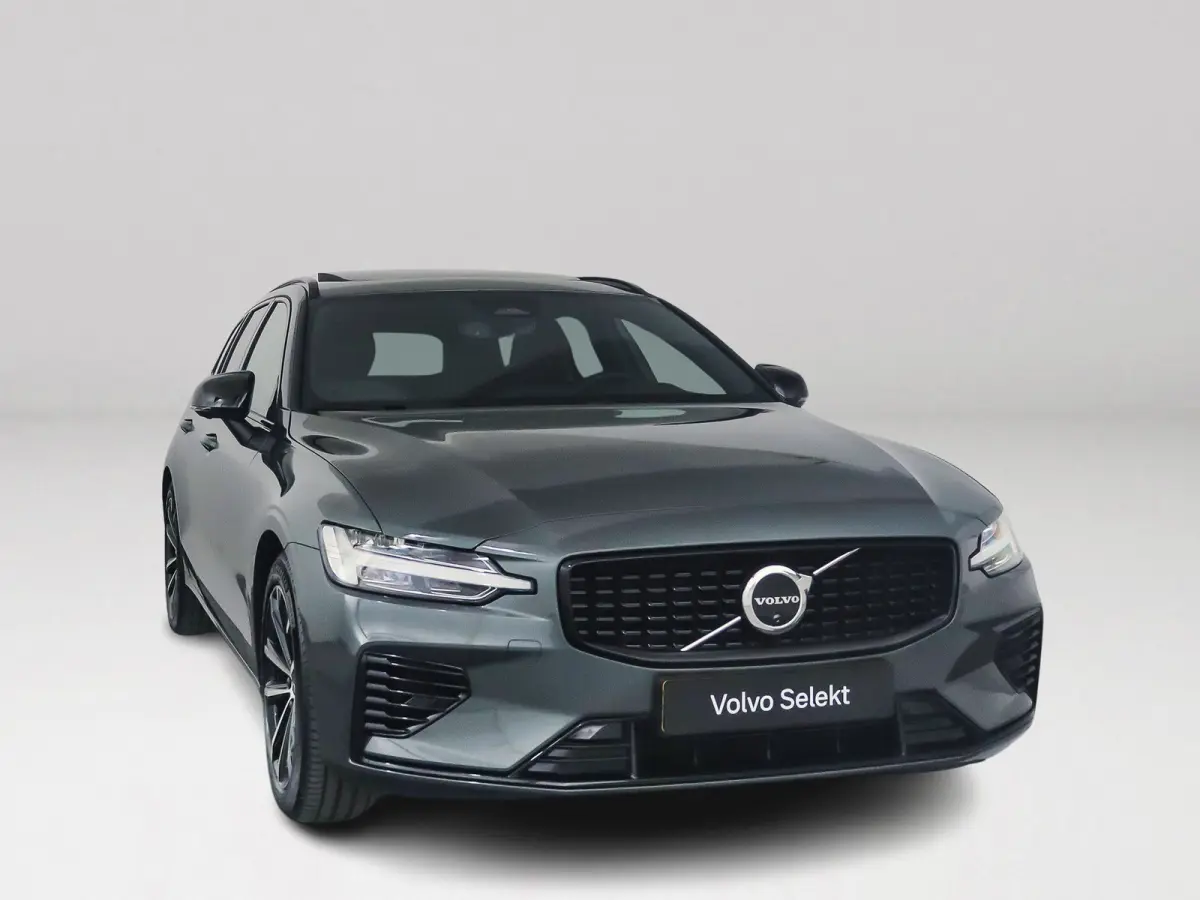 T8 Plug-in hybrid AWD Plus Dark | Panoramadak | 360° camera | Head-up display | Harman Kardon | Stoel- en stuurverwarming | Trekhaak