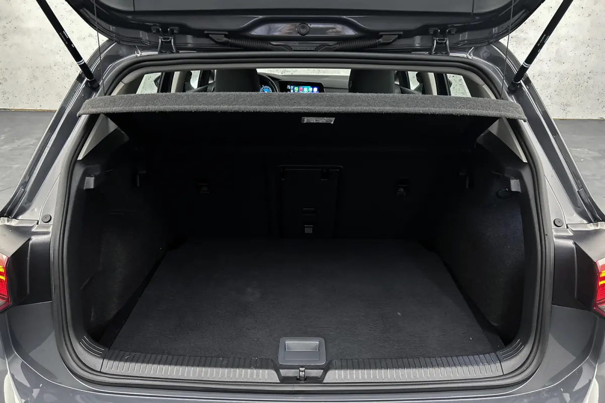1.0 TSI Life | Camera | Adaptieve cruise control | Digitaal display