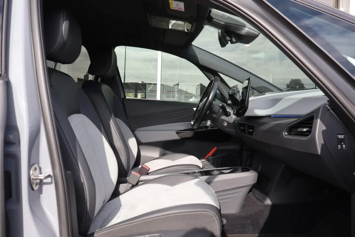 204pk Pro Edition Advantage 58 kWh | SoH 94% | Navigatie | PDC | Camera | Stoel & Stuurverwarming