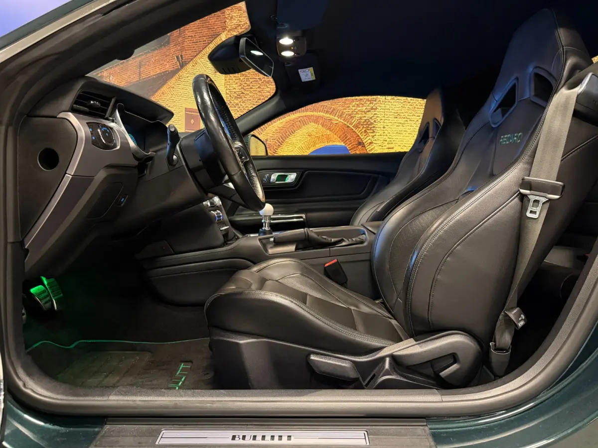 5.0 V8 Bullitt B&O Recaro Brembo 460PK