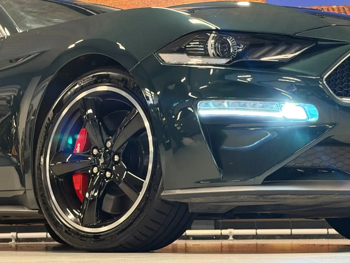 5.0 V8 Bullitt B&O Recaro Brembo 460PK
