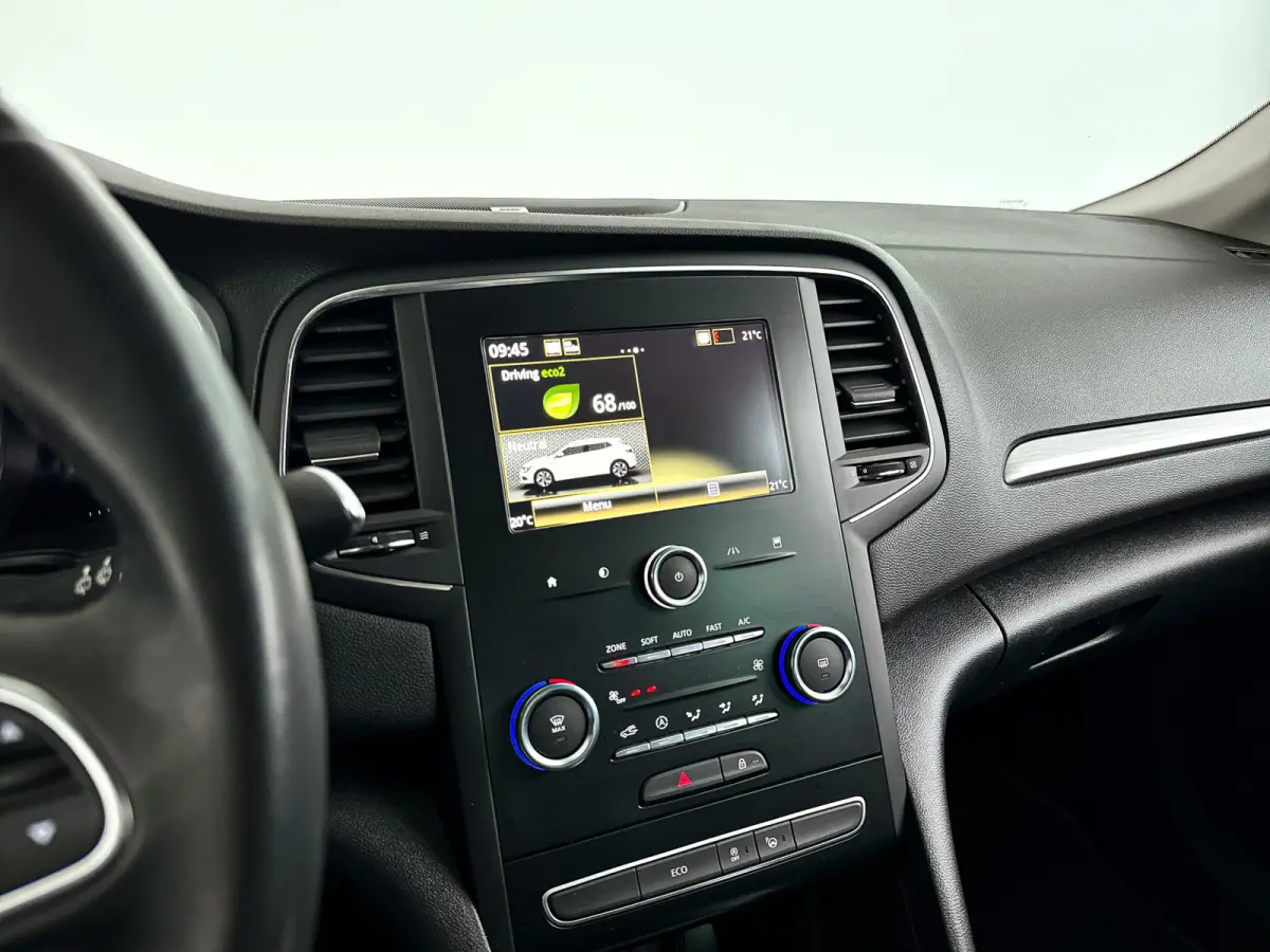 1.3 TCe Bose | Parkeercamera | Bose audio | Carplay | Cruise control