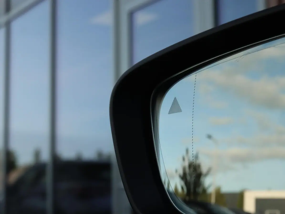 eDrive40 High Executive 84 kWh | SOH 96,8% | Head-up display |