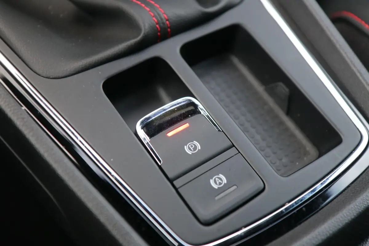 1.5 TSI 130pk FR Business Intense | Navigatie | Full Link | Parkeersensoren