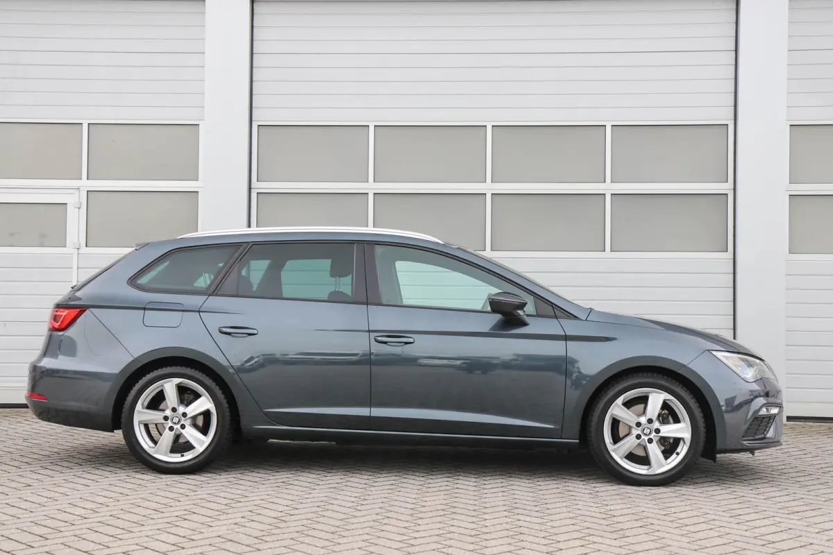 1.5 TSI 130pk FR Business Intense | Navigatie | Full Link | Parkeersensoren