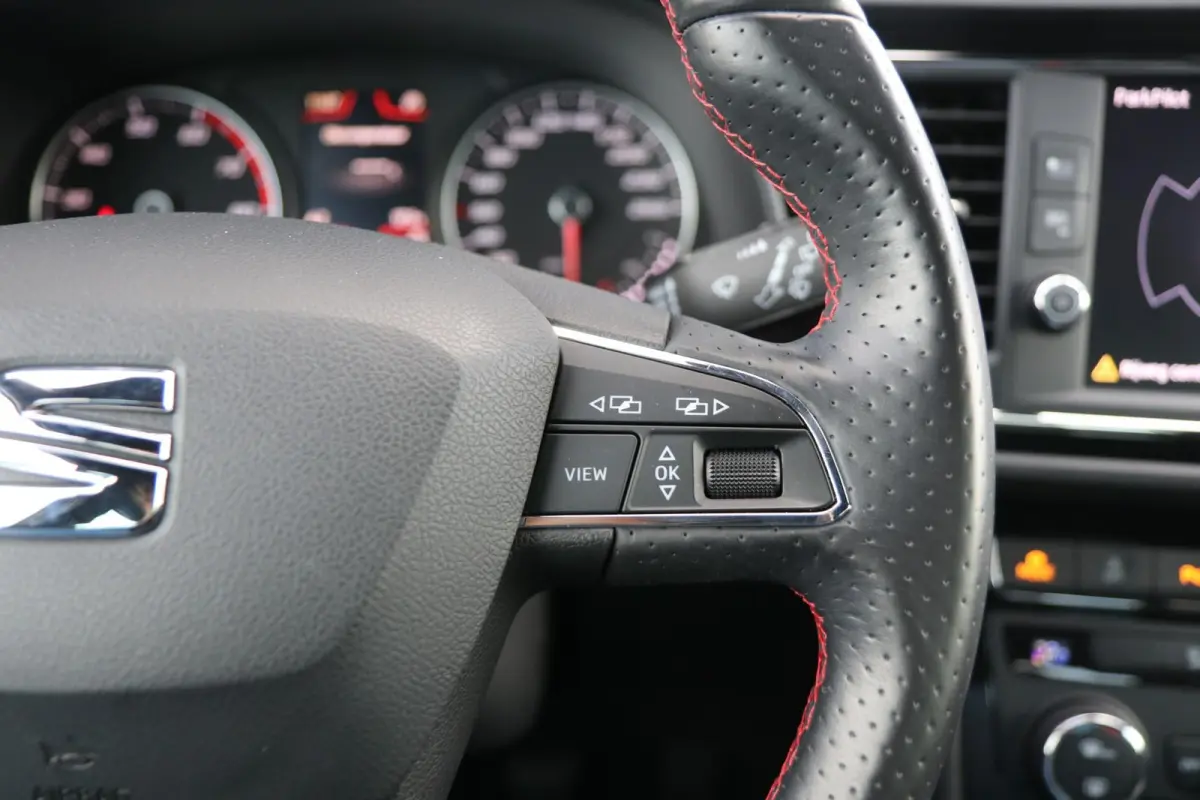 1.5 TSI 130pk FR Business Intense | Navigatie | Full Link | Parkeersensoren