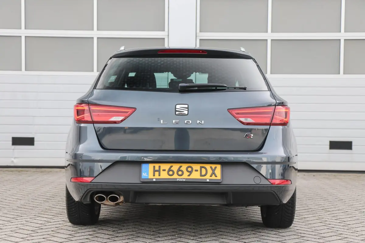 1.5 TSI 130pk FR Business Intense | Navigatie | Full Link | Parkeersensoren