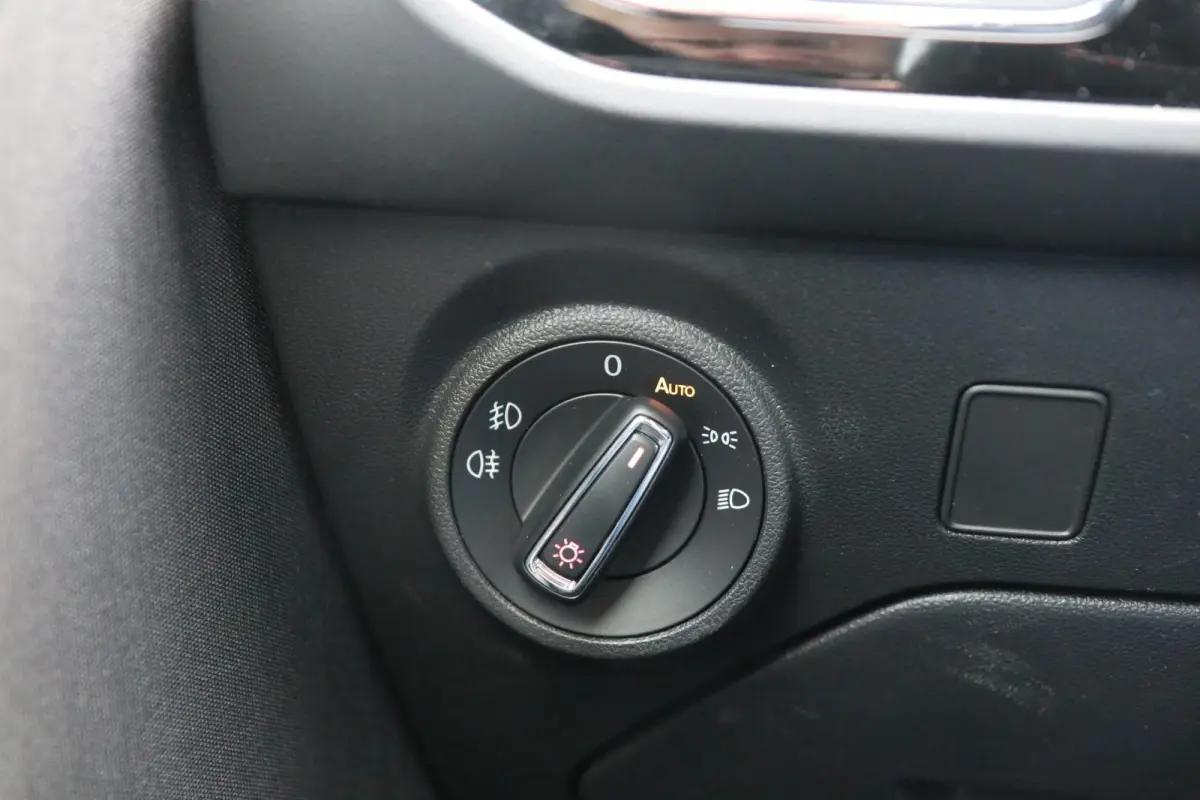 1.5 TSI 130pk FR Business Intense | Navigatie | Full Link | Parkeersensoren