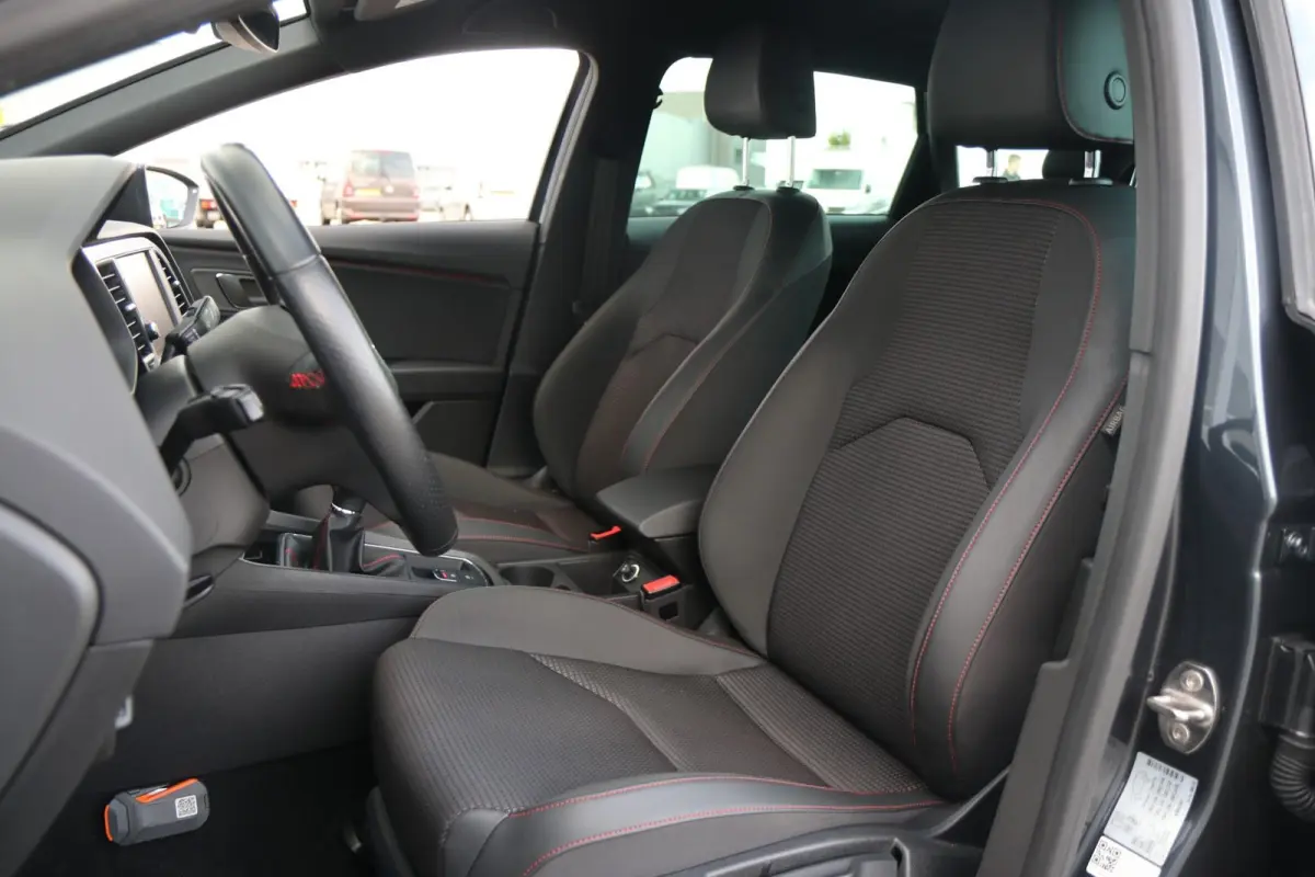 1.5 TSI 130pk FR Business Intense | Navigatie | Full Link | Parkeersensoren