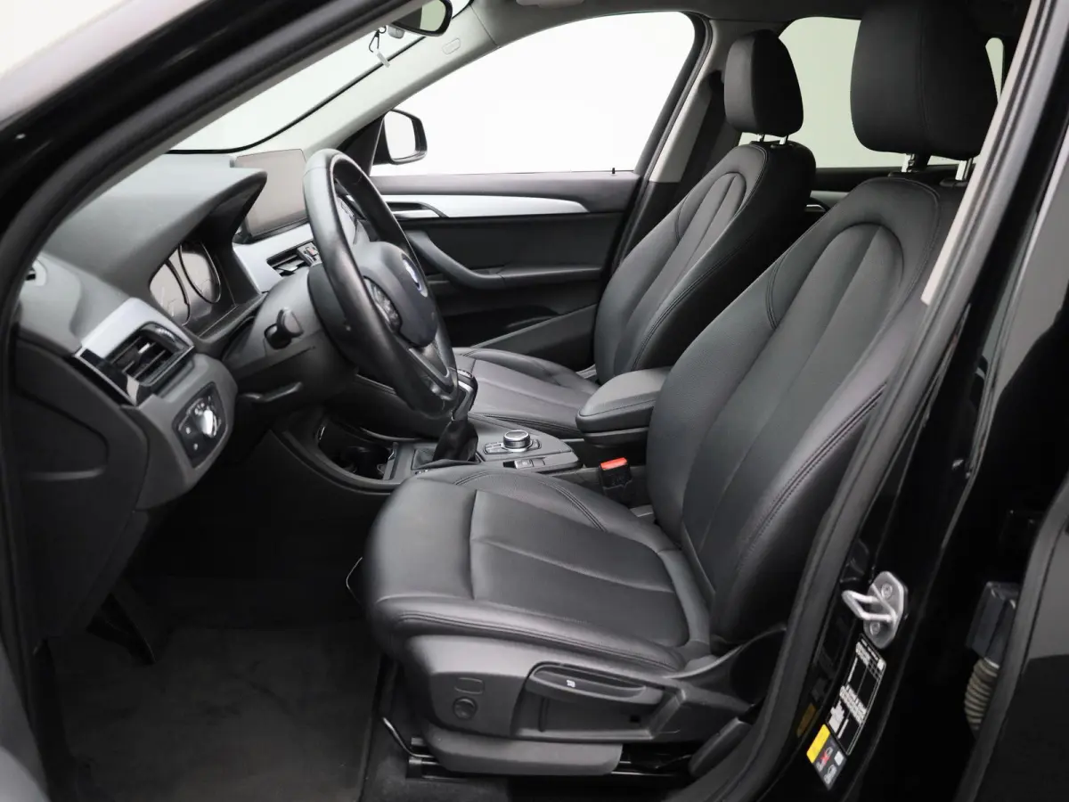 xDrive25e (162 kW)