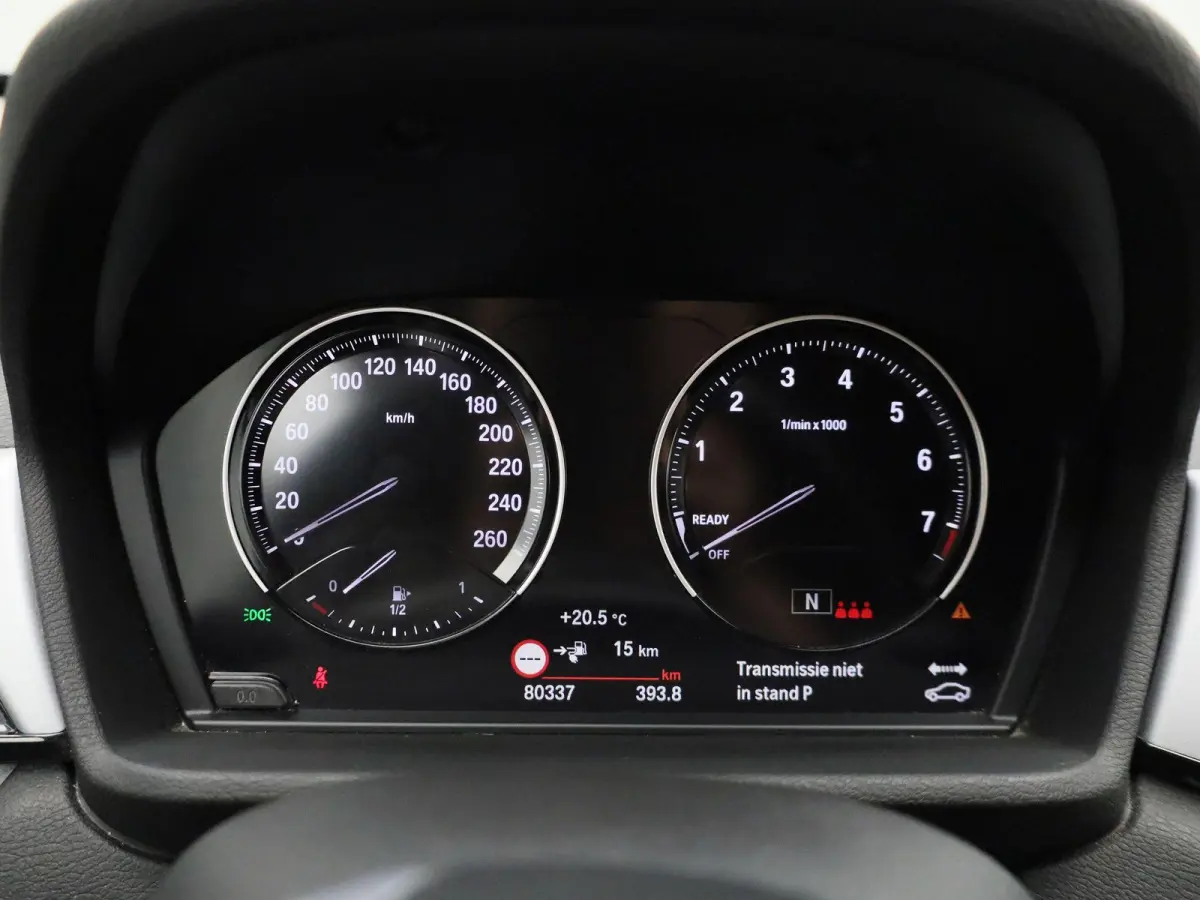 xDrive25e (162 kW)