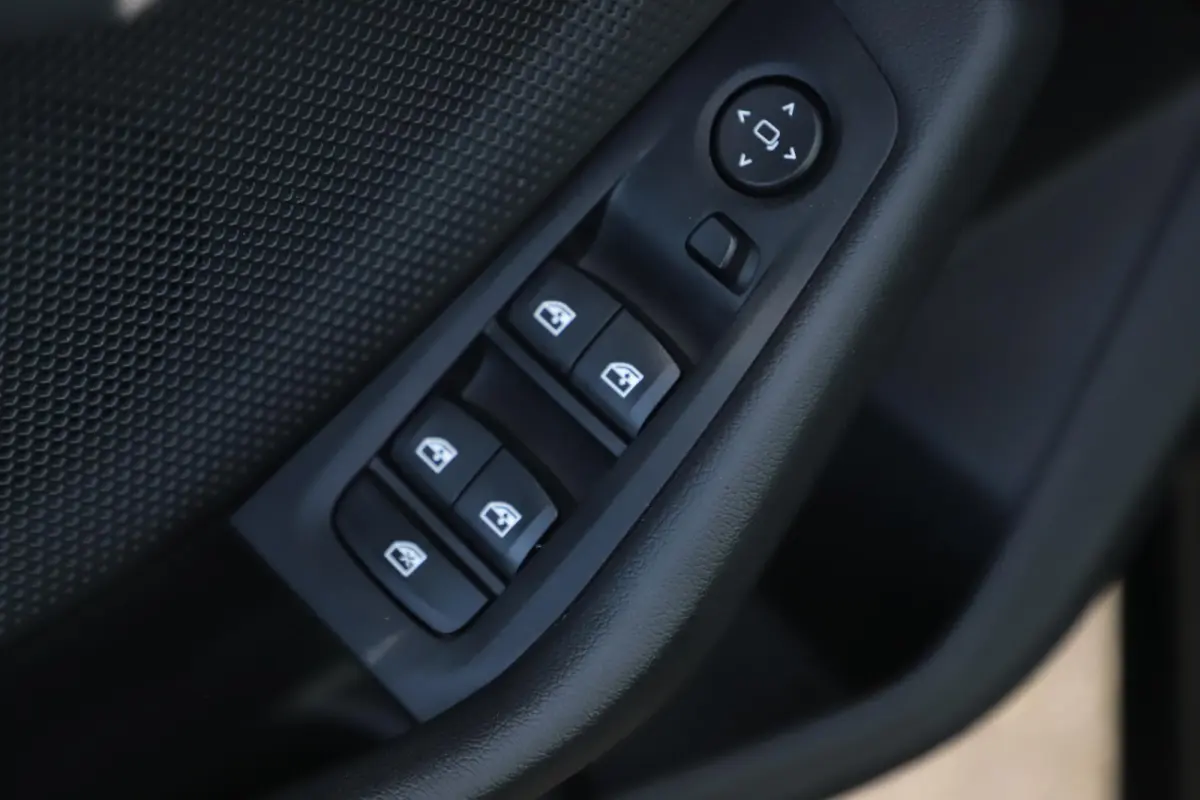 118i Automaat LED Navigatie Carplay Android Climate Cruise Control LMV Parkeersensor