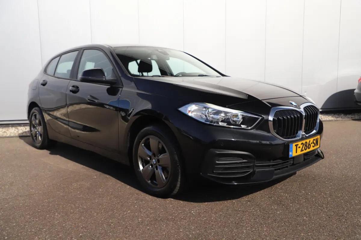 118i Automaat LED Navigatie Carplay Android Climate Cruise Control LMV Parkeersensor
