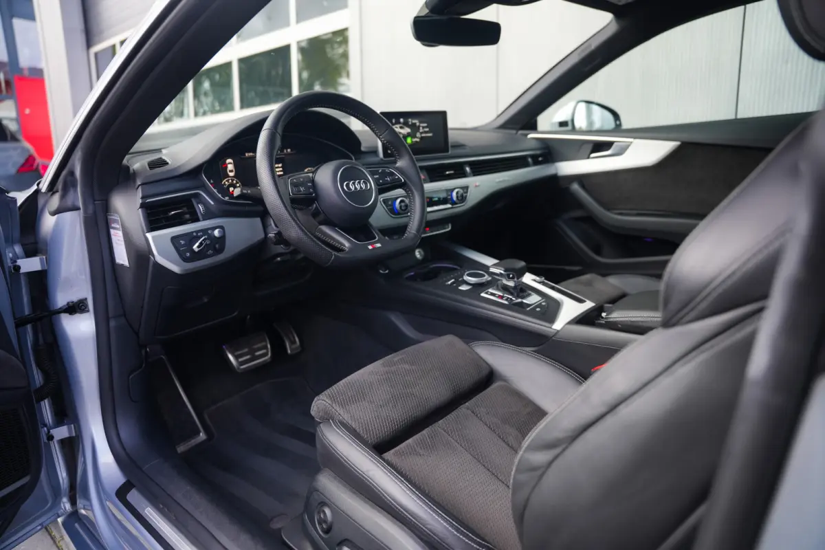 2.0 TFSI 252 pk Quattro Sport Pro Line S-Line / NL-Auto/ Matrix-Led/ Head-Up/ Sport-Stoelen/ Stoel.Verw/ B&O-Sound/ Camera/ 20'' LMV