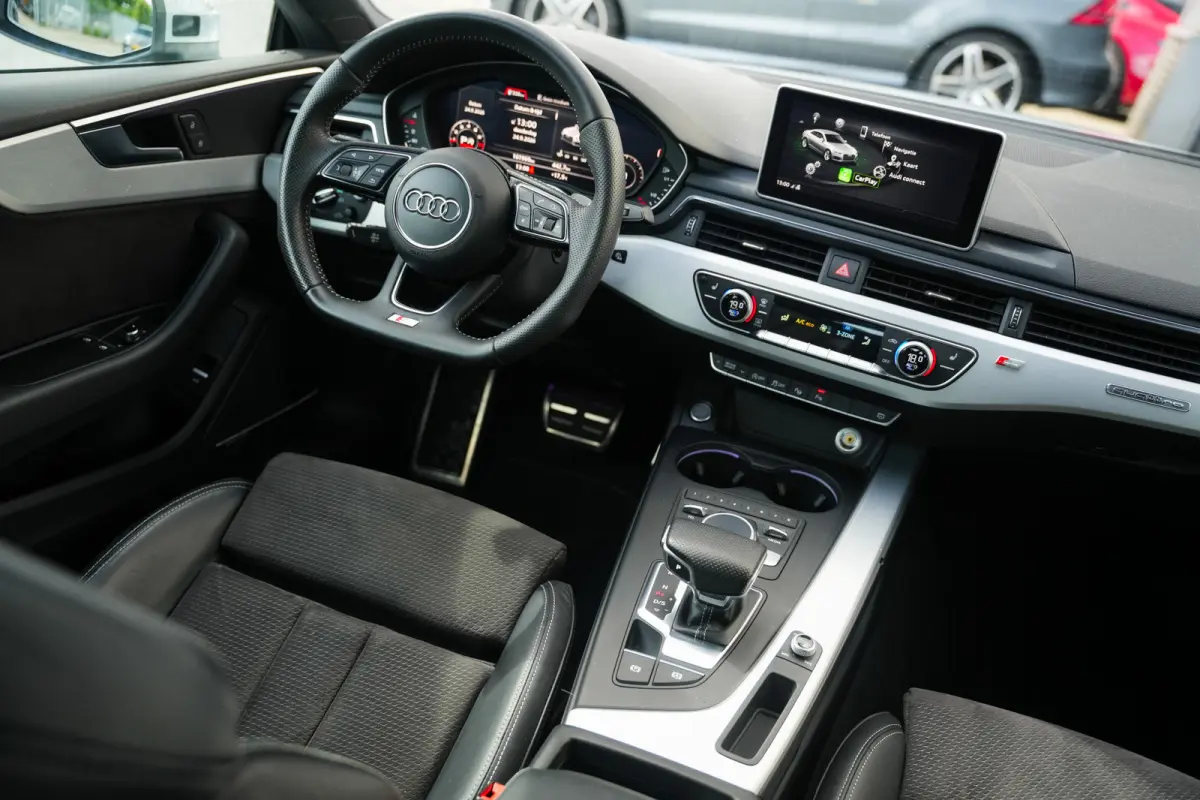 2.0 TFSI 252 pk Quattro Sport Pro Line S-Line / NL-Auto/ Matrix-Led/ Head-Up/ Sport-Stoelen/ Stoel.Verw/ B&O-Sound/ Camera/ 20'' LMV