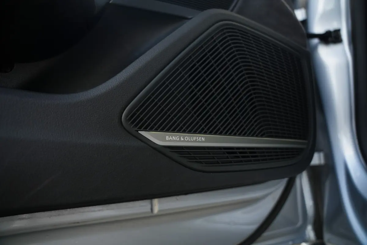 2.0 TFSI 252 pk Quattro Sport Pro Line S-Line / NL-Auto/ Matrix-Led/ Head-Up/ Sport-Stoelen/ Stoel.Verw/ B&O-Sound/ Camera/ 20'' LMV