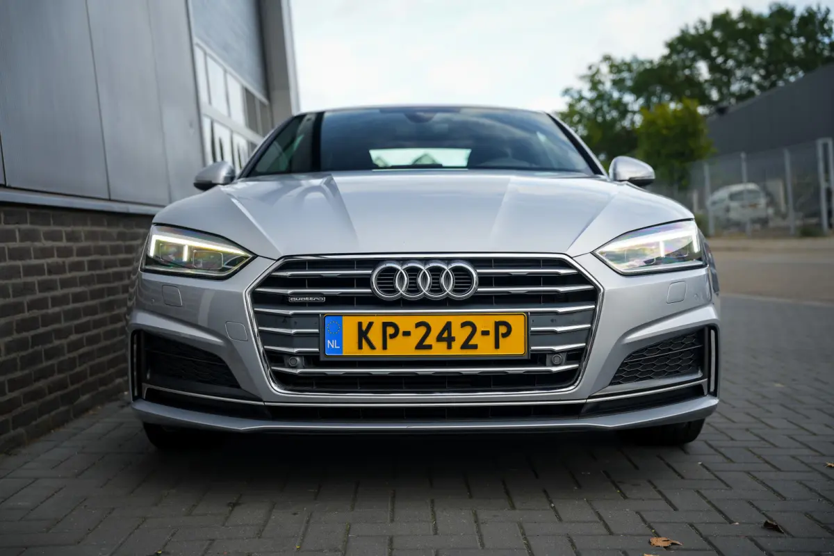 2.0 TFSI 252 pk Quattro Sport Pro Line S-Line / NL-Auto/ Matrix-Led/ Head-Up/ Sport-Stoelen/ Stoel.Verw/ B&O-Sound/ Camera/ 20'' LMV