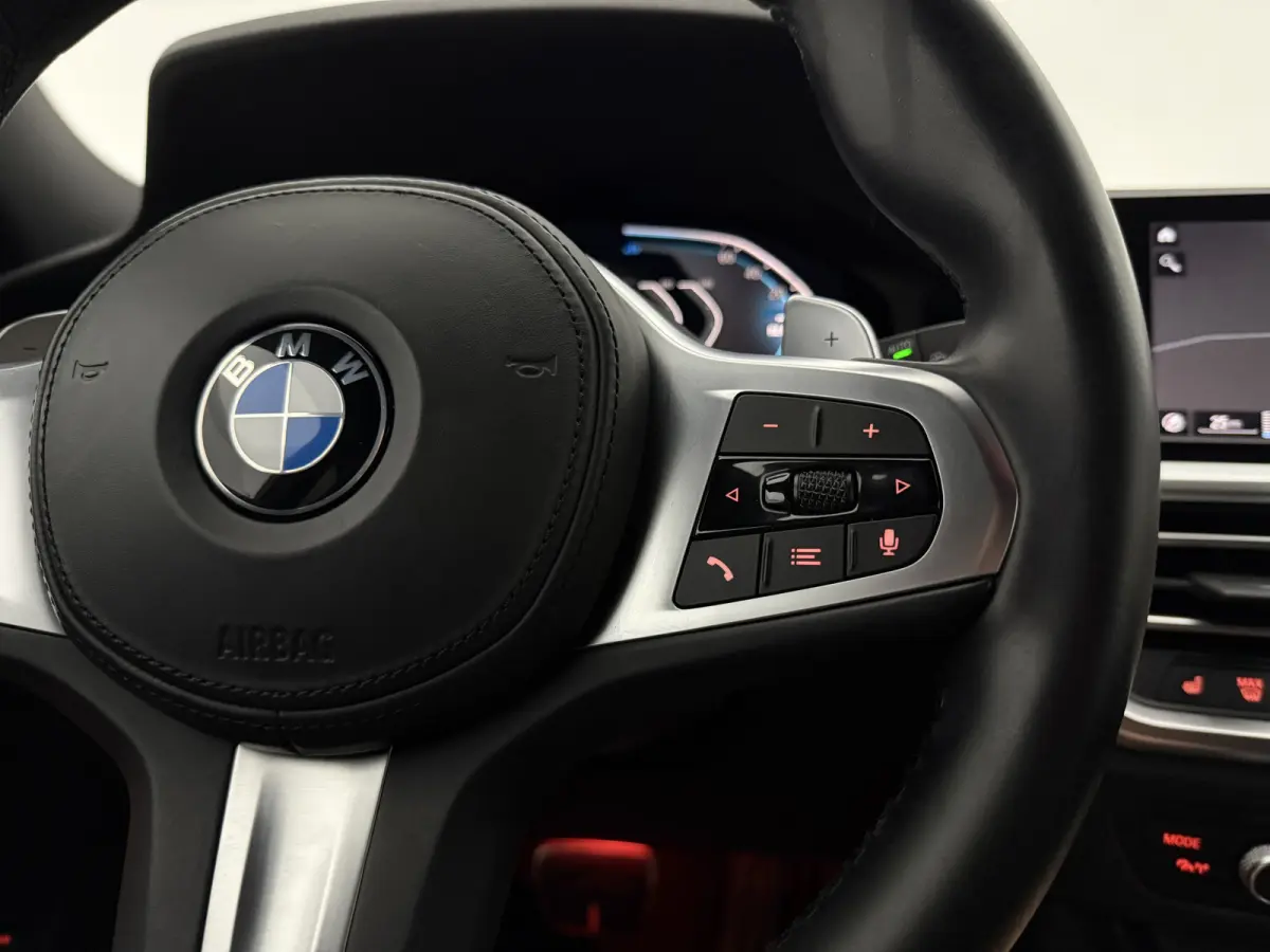 320e M-Sport Shadow Pack | Camera | Virtual | Sfeer | Carplay | Cruise | Clima | BMW Laser