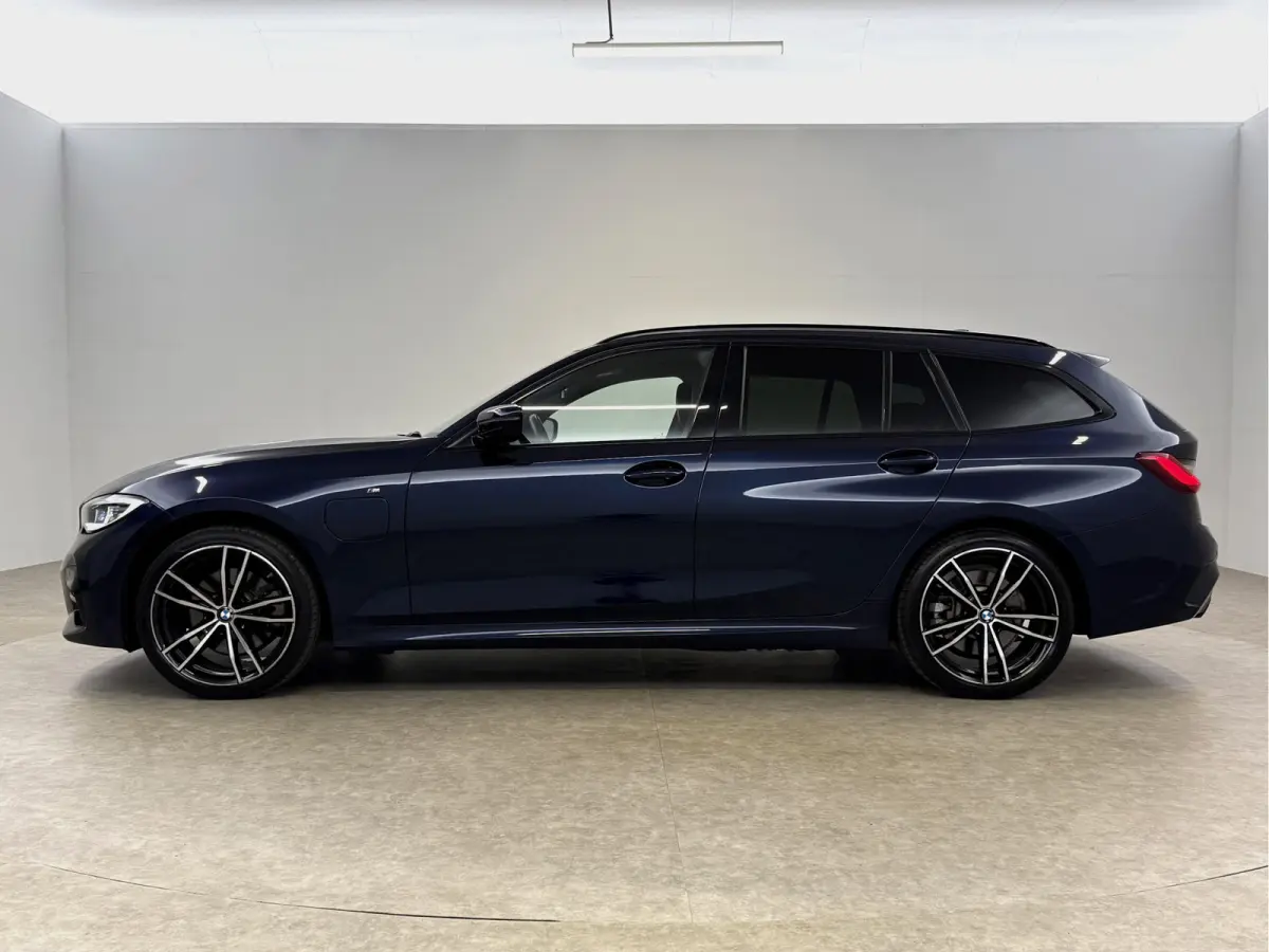 320e M-Sport Shadow Pack | Camera | Virtual | Sfeer | Carplay | Cruise | Clima | BMW Laser
