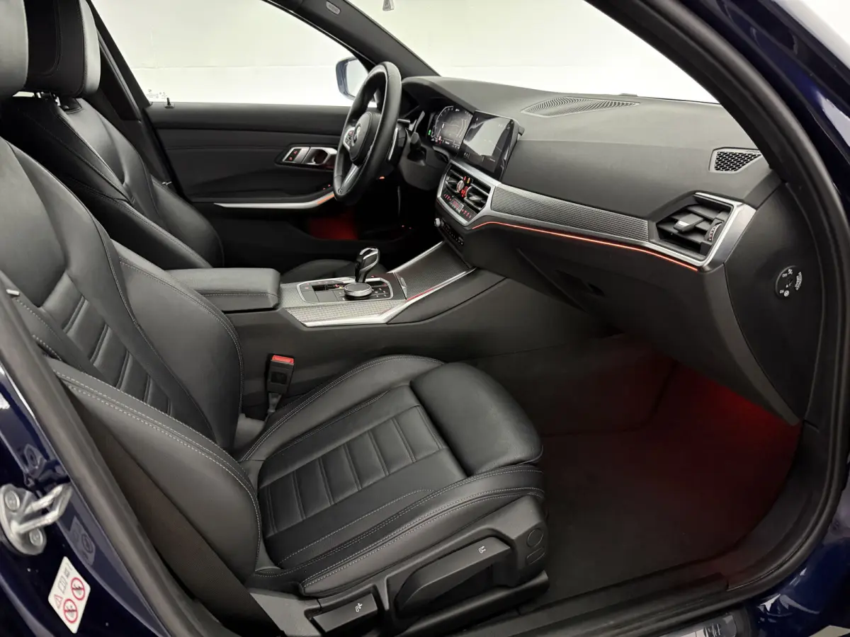 320e M-Sport Shadow Pack | Camera | Virtual | Sfeer | Carplay | Cruise | Clima | BMW Laser