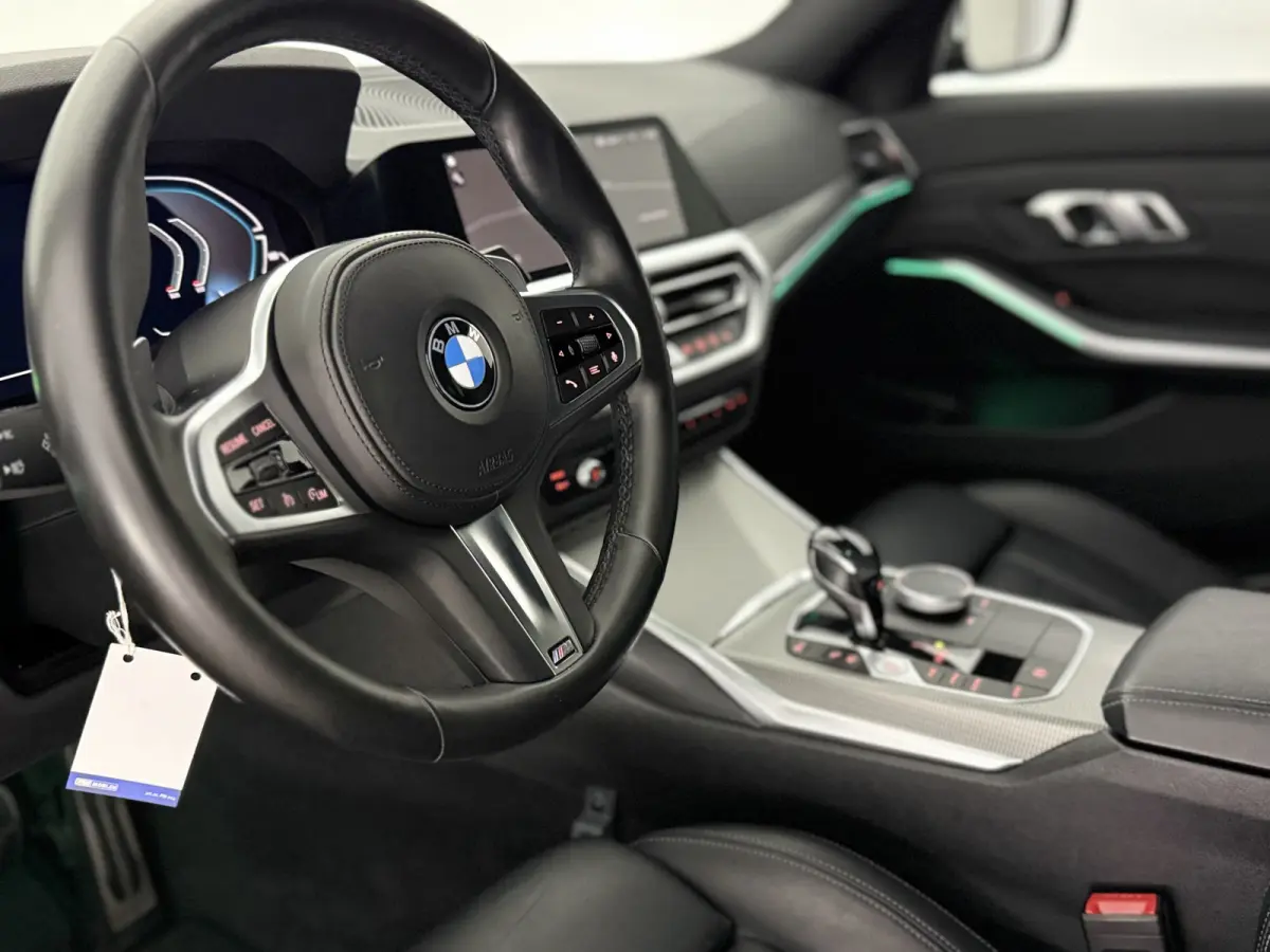 320e M-Sport Shadow Pack | Camera | Virtual | Sfeer | Carplay | Cruise | Clima | BMW Laser