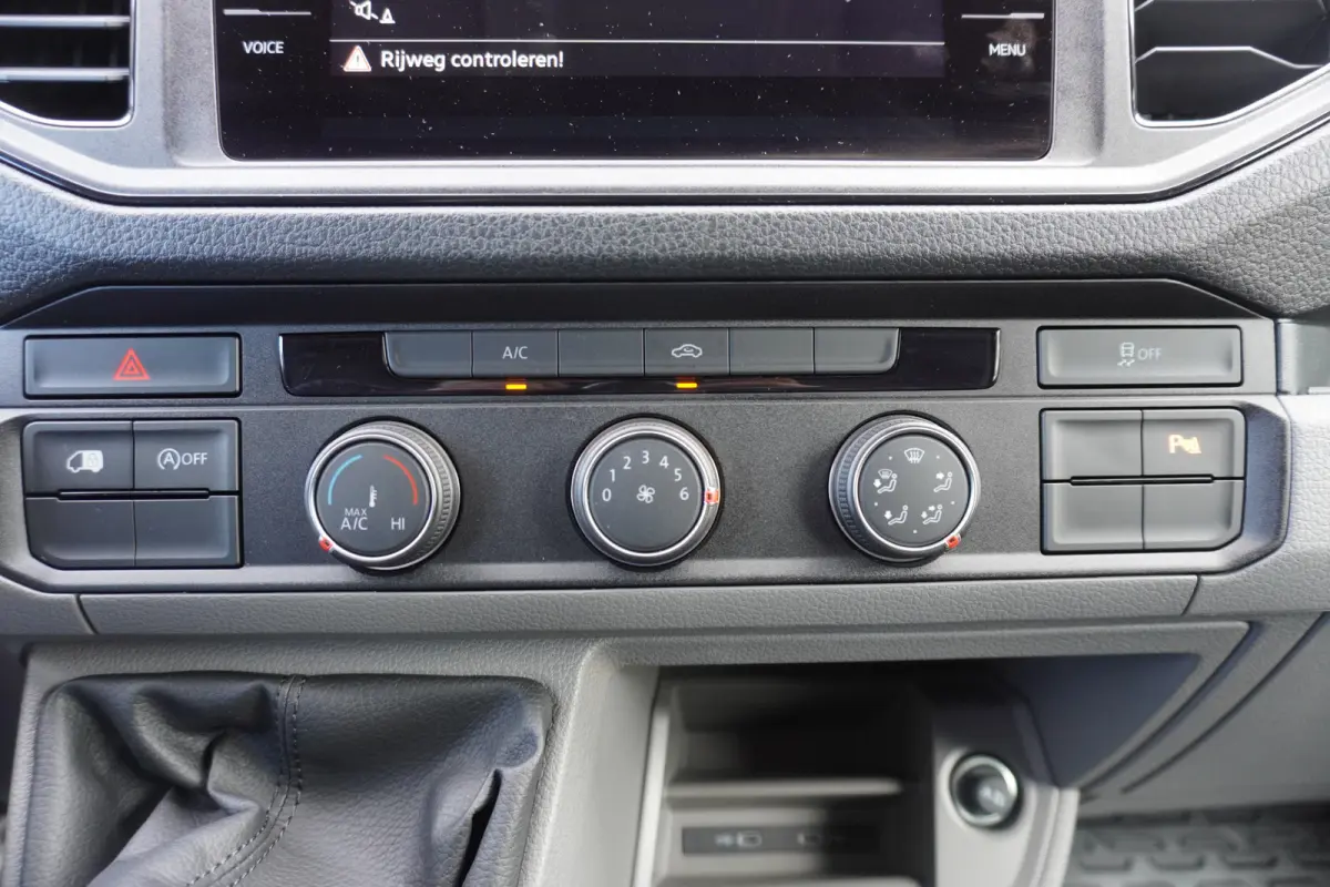 177pk L3H3/L2H2 Apple Carplay Camera Parkeersensoren Navigatie Cruise control 3-Zits