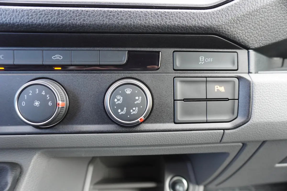 177pk L3H3/L2H2 Apple Carplay Camera Parkeersensoren Navigatie Cruise control 3-Zits