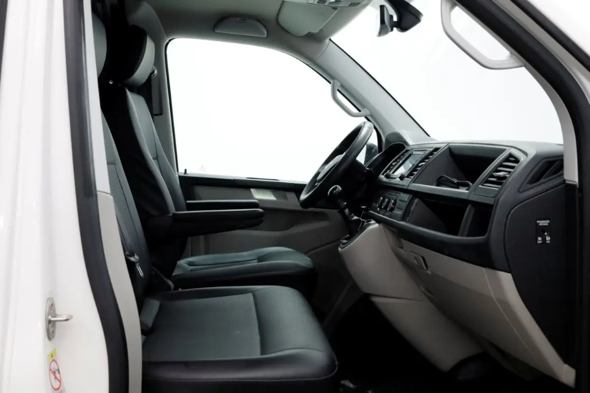 T6 2.0 TDI 102pk L1H1 Comfortline Airco/Navi/Achterklep 01-2018